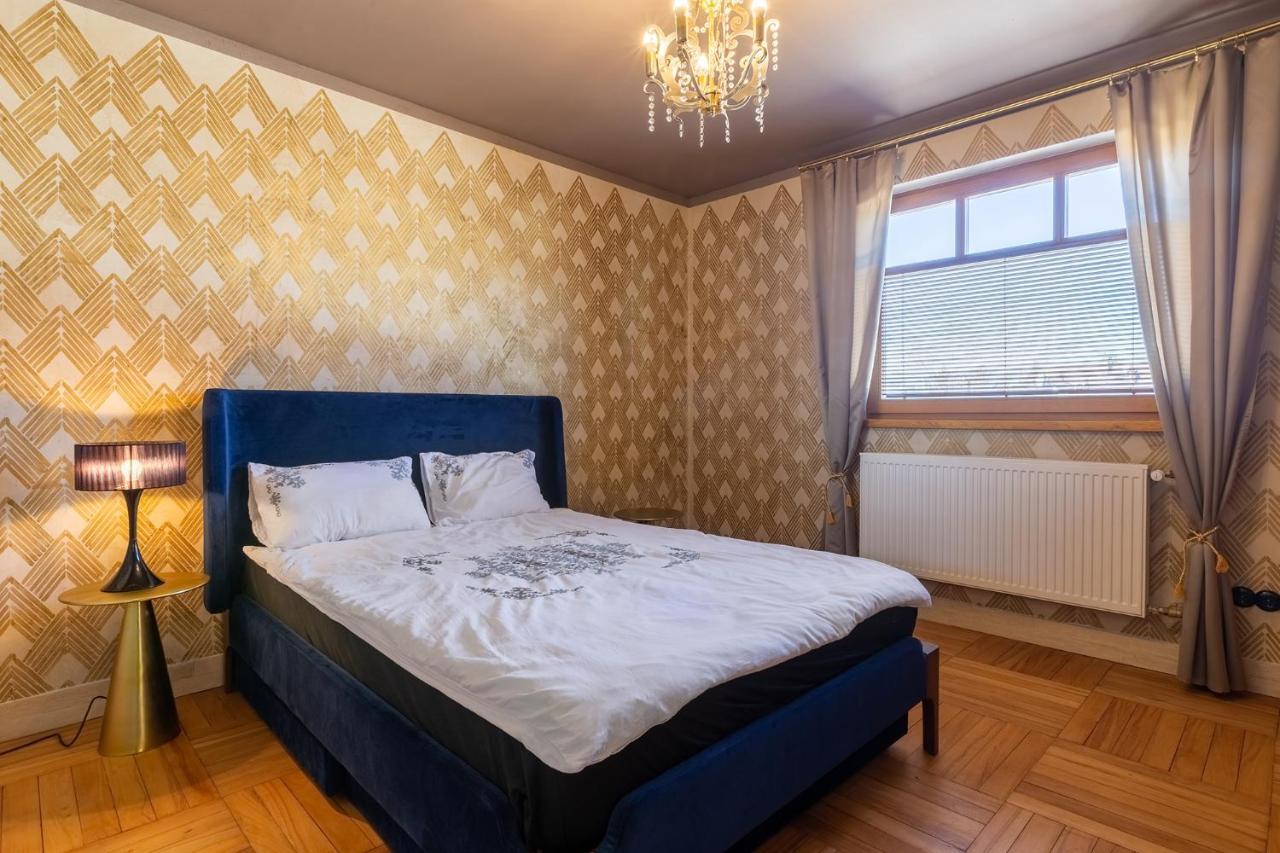 Patek Premium Apartments - Airport Lawica & Mtp & Car Races & International Trade Fairs Skorzewo  Bagian luar foto